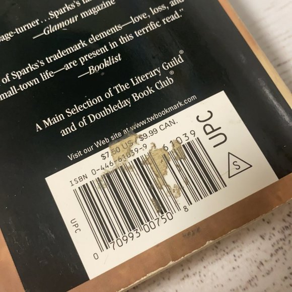 *THE RESCUE by Nicholas Sparks Paperback Book - Picture 4 of 6